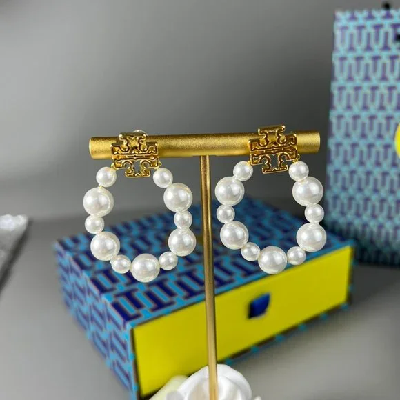 TORY BURCH Pearl Earrings - Picture 3 of 6